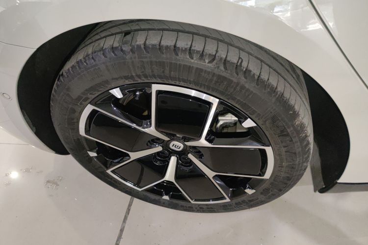 小米汽车 小米SU7 2024款 后驱超长续航高阶智驾Pro版车身外观6002