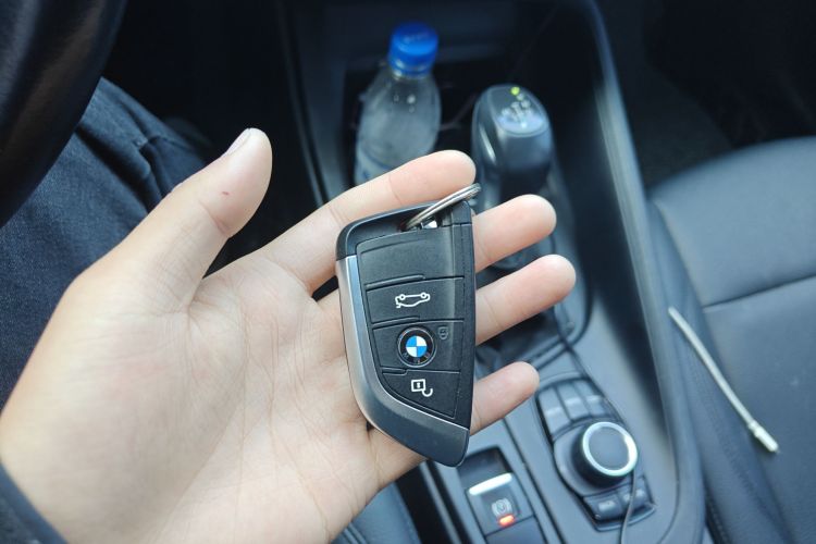 宝马X1 2018款 sDrive18Li 时尚型中控内饰7001