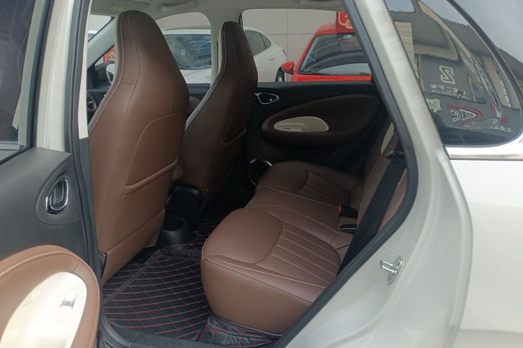 五菱汽车 五菱缤果 2025款 333km 悦享款中控内饰21