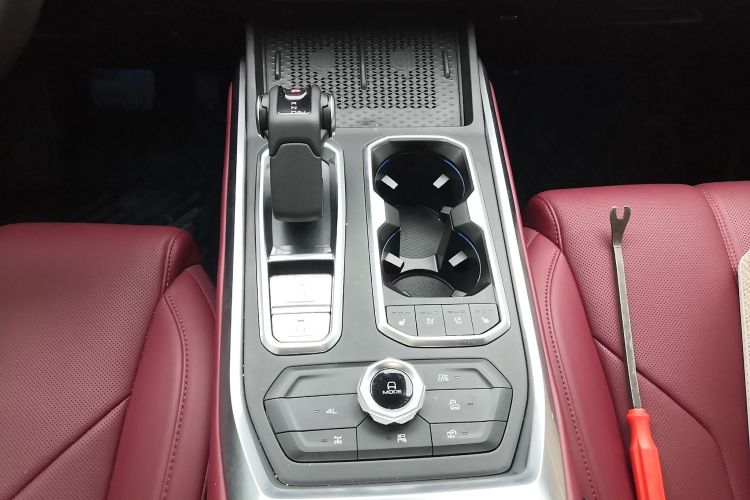 坦克400新能源 2024款 Hi4-T 越野版中控内饰18