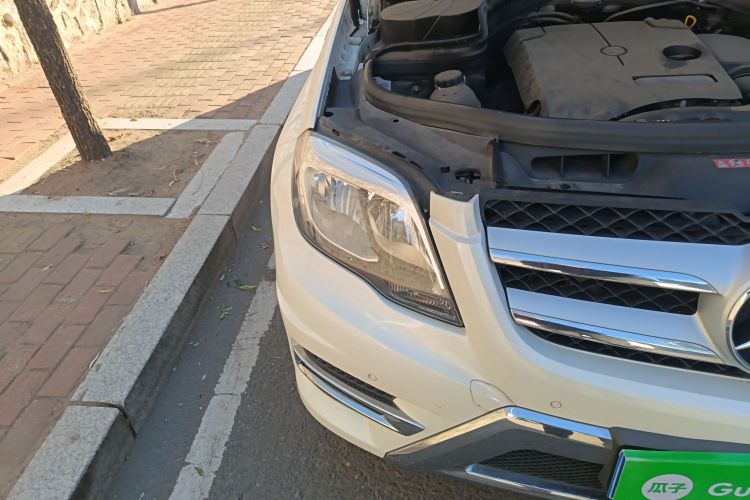 奔驰GLK级 2015款 GLK 260 4MATIC 动感型 极致版车身外观8