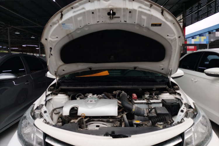 丰田 威驰 2021款 1.5L CVT创行版机舱底盘24