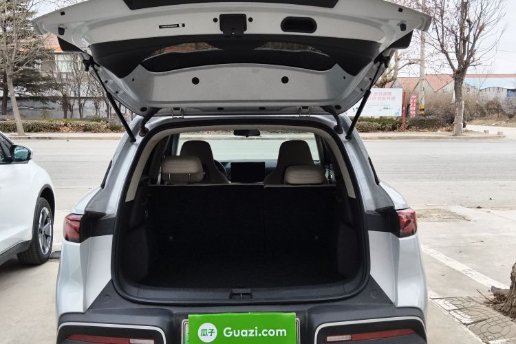 比亚迪 元UP 2024款 401KM 领先型机舱底盘23