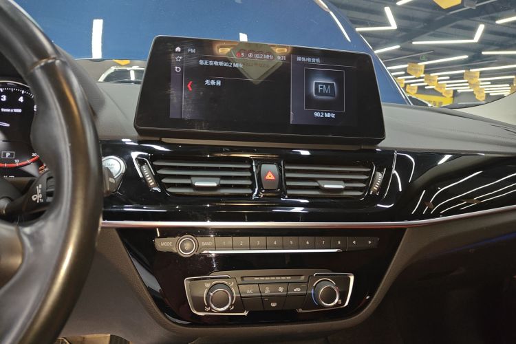 宝马1系 2023款 125i M运动曜夜版局部细节16