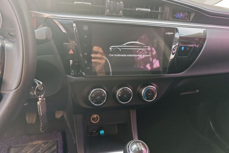 丰田 雷凌 2016款 1.6G 手动精英版中控内饰16