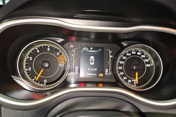 Jeep 自由光 2017款 2.4L 领先版局部细节14