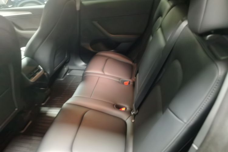 特斯拉 Model Y 2024款 后轮驱动版中控内饰7004