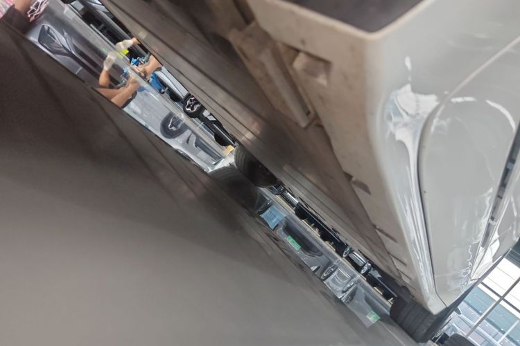 极氪001 2023款 WE版 86kWh局部细节9002