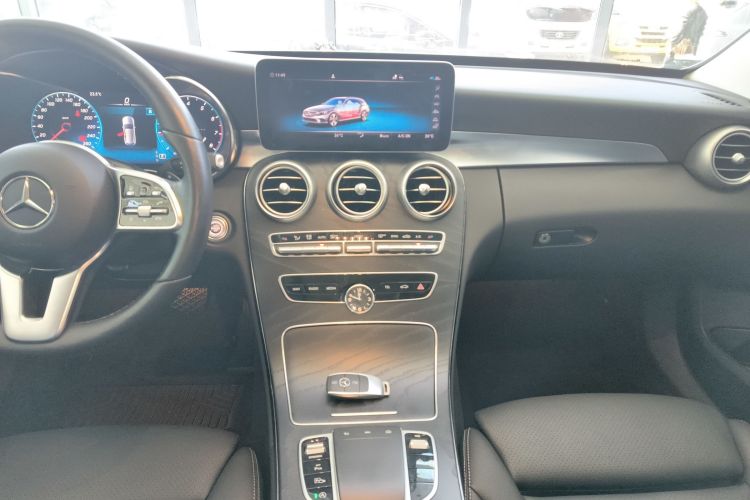 奔驰C级(进口) 2020款 改款 C 200 旅行轿车中控内饰16