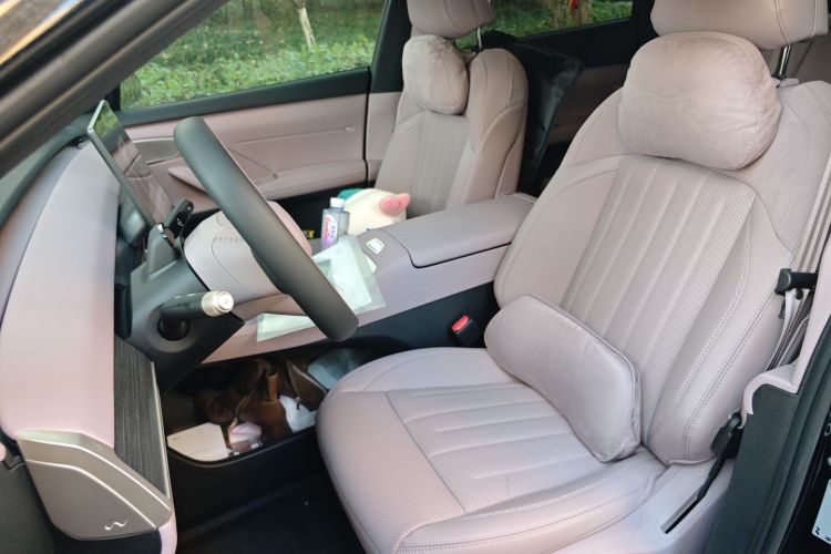 乐道L60 2024款 60kWh 后驱版中控内饰19