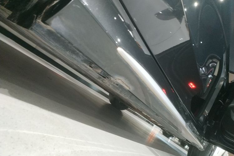 奔驰C级 2021款 C 260 L 运动星耀臻藏版局部细节9001