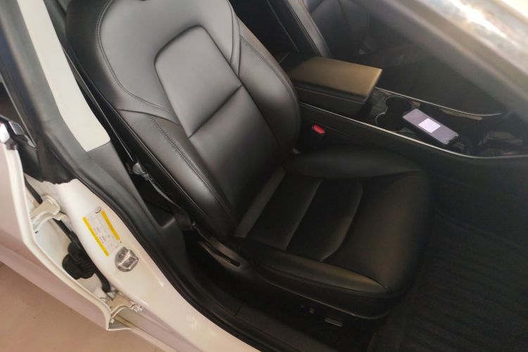 特斯拉 Model 3 2020款 改款 长续航后轮驱动版局部细节41