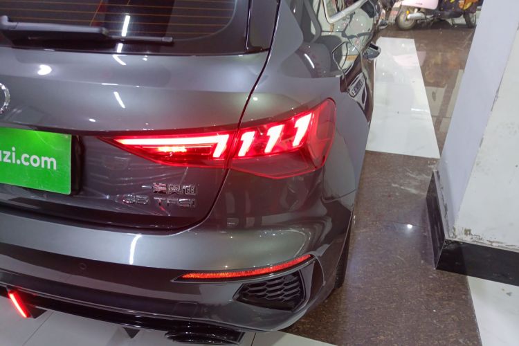 奥迪A3 2021款 Sportback 35 TFSI 时尚运动型车身外观6006