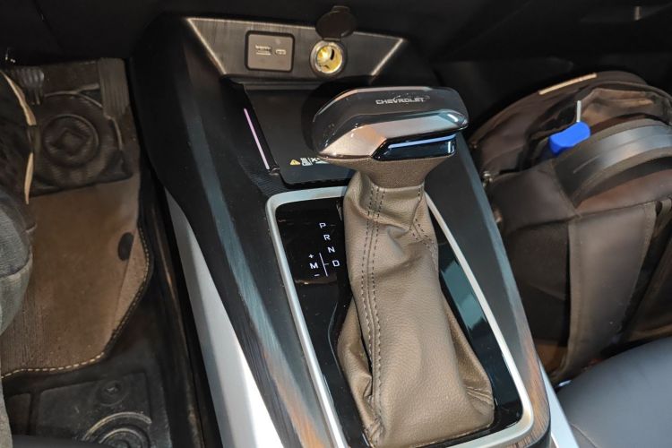 雪佛兰 科鲁泽 2024款 1.5L 双离合悦享版中控内饰18