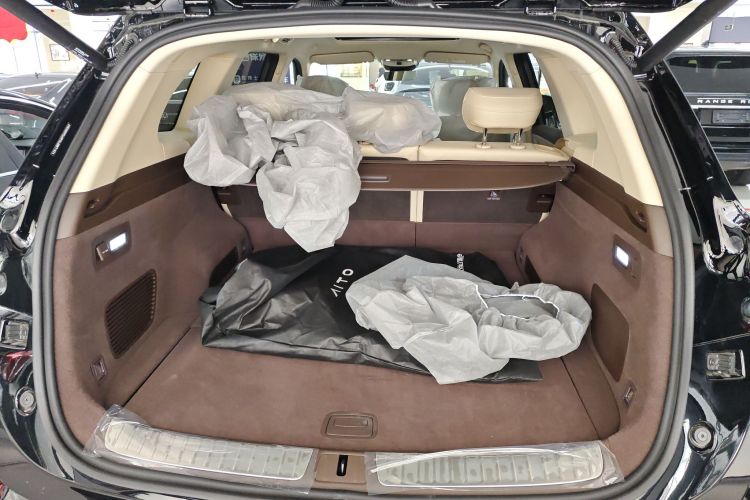 鸿蒙智行 问界M7 2024款 1.5T 智驾后驱Pro版 5座机舱底盘23