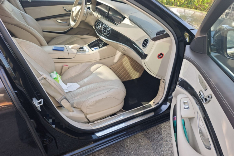 奔驰S级 2014款 S 400 L 尊贵型局部细节9005