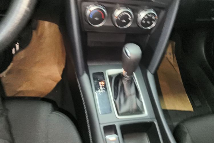 马自达CX-4 2020款 2.0L 自动两驱蓝天活力版中控内饰18