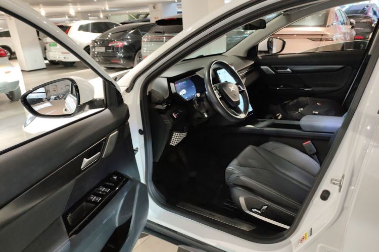 小鹏G3 2020款 520i 智享版中控内饰20