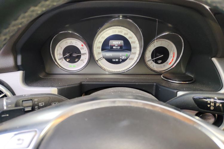 奔驰GLK级 2015款 GLK 300 4MATIC 时尚型 极致版中控内饰14