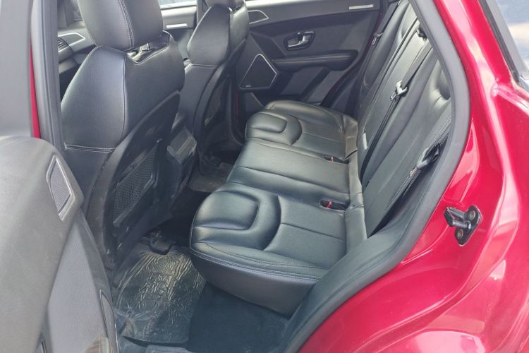 陆风X7 2015款 2.0T 全景尊贵版中控内饰7004