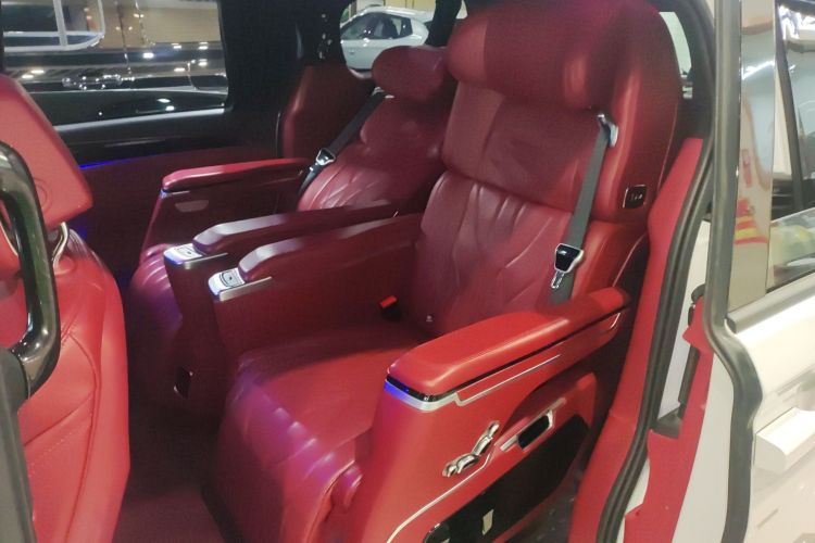 别克GL8 2022款 ES陆尊 653T 舒适型中控内饰21