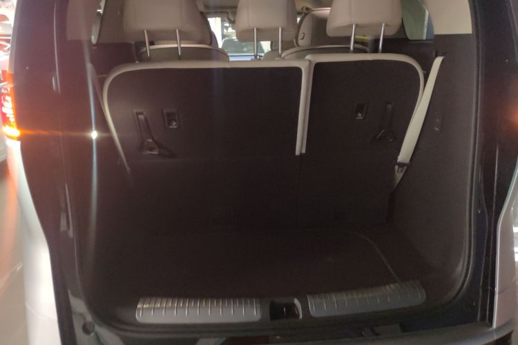 腾势D9 2024款 DM-i 980 四驱尊贵型局部细节23