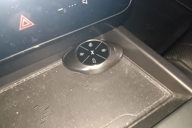 小鹏G3 2020款 520i 智享版中控内饰7001