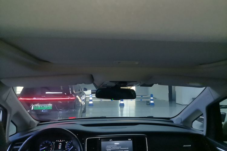 广汽传祺 传祺M8 2019款 320T 至尊版中控内饰22