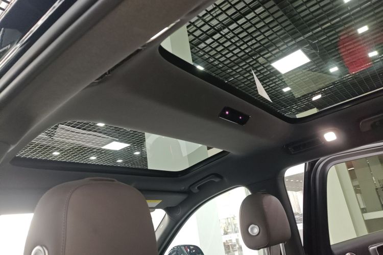 理想汽车 理想L8 2023款 Pro中控内饰22