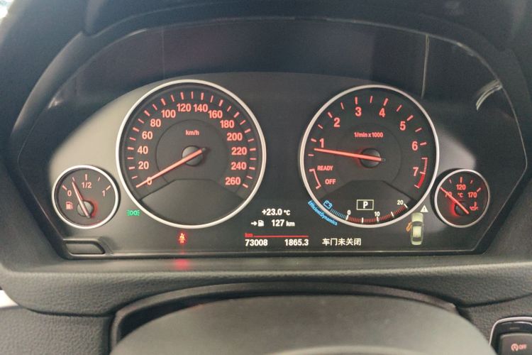 宝马3系 2018款 320Li 时尚型中控内饰14