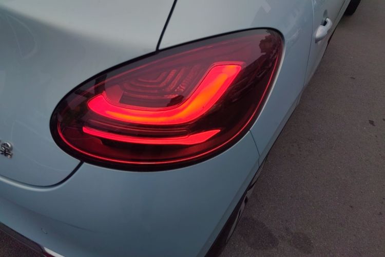 五菱汽车 五菱缤果 2025款 410km 灵犀尊享款车身外观6006