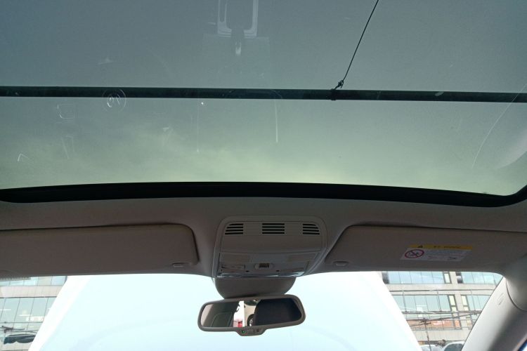 一汽-大众CC 2016款 2.0TSI 至尊型中控内饰22