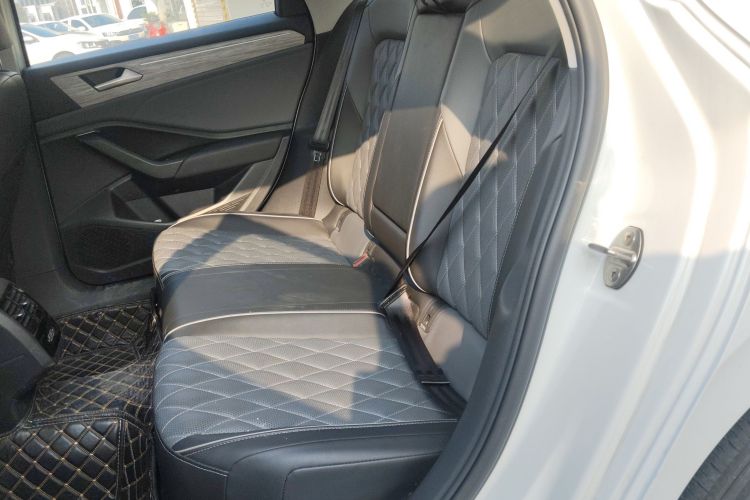 大众 速腾 2023款 300TSI DSG超越版中控内饰7004