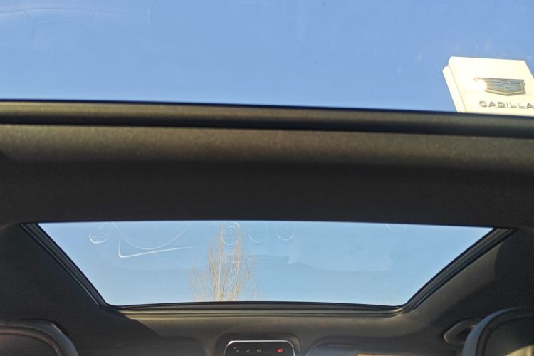 奔驰C级 2023款 改款 C 260 L 运动版中控内饰22