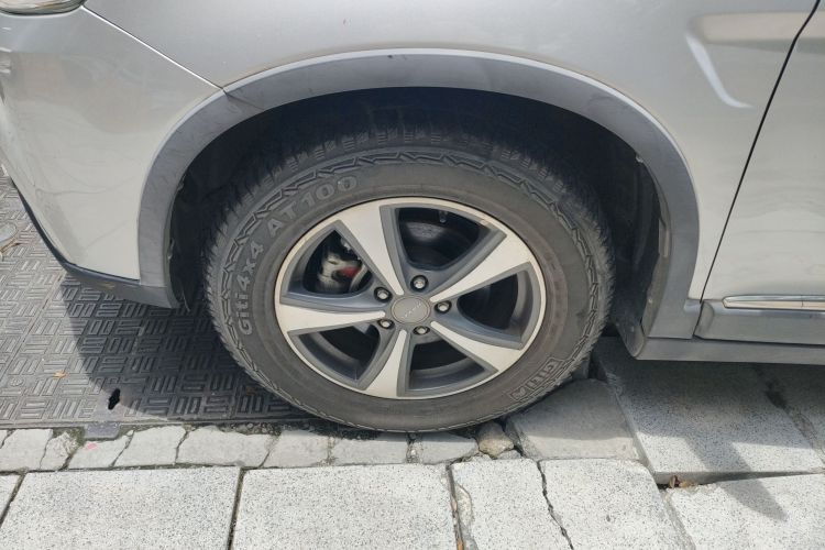 哈弗H6 2017款 红标 运动版 1.5T 手动两驱精英型车身外观6001