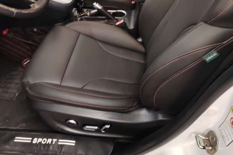 哈弗H6 2015款 运动版 1.5T 自动两驱豪华型局部细节19