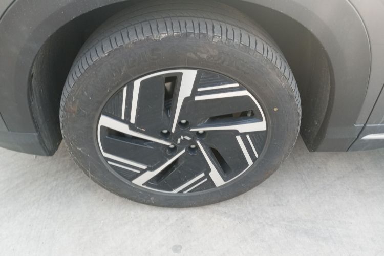 五菱汽车 五菱星光S 2024款 130km 旗舰型车身外观6002