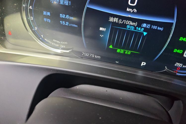 凯迪拉克CT6 2019款 28T 豪华型中控内饰15