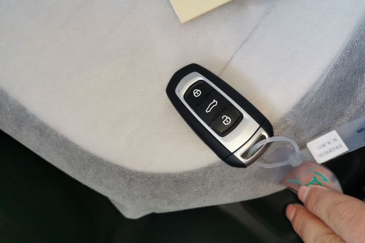 吉利银河 熊猫 2025款 210km 元气熊中控内饰11