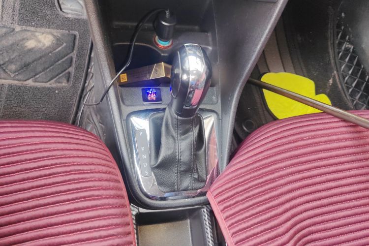 大众 捷达 2015款 质惠版 1.6L 自动时尚型中控内饰18