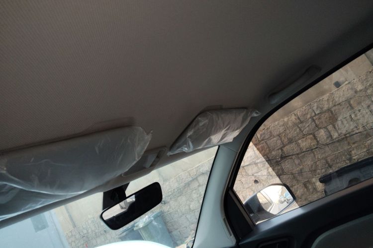 五菱汽车 宏光MINIEV 2022款 自在款 磷酸铁锂中控内饰22