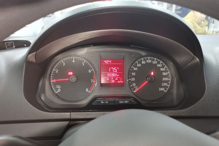 大众 捷达 2015款 质惠版 1.6L 手动时尚型中控内饰14