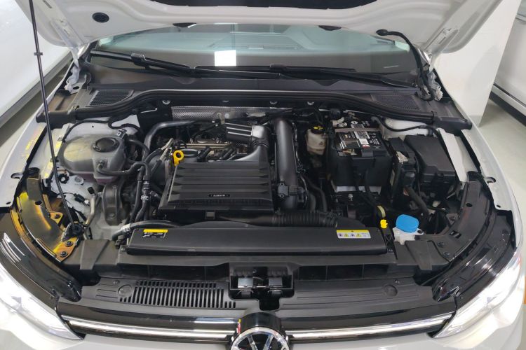 大众 高尔夫 2023款 改款 280TSI DSG Pro机舱底盘24