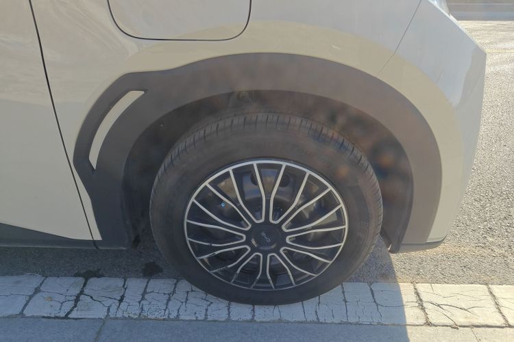 比亚迪 海鸥 2025款 305km 活力版车身外观10