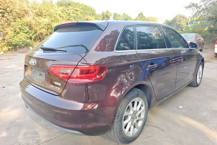 奥迪A3 2016款 Sportback 35 TFSI 领英型车身外观7
