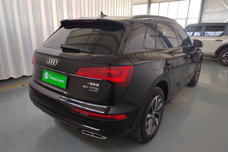 奥迪Q5L 2023款 40T 豪华动感型车身外观6005