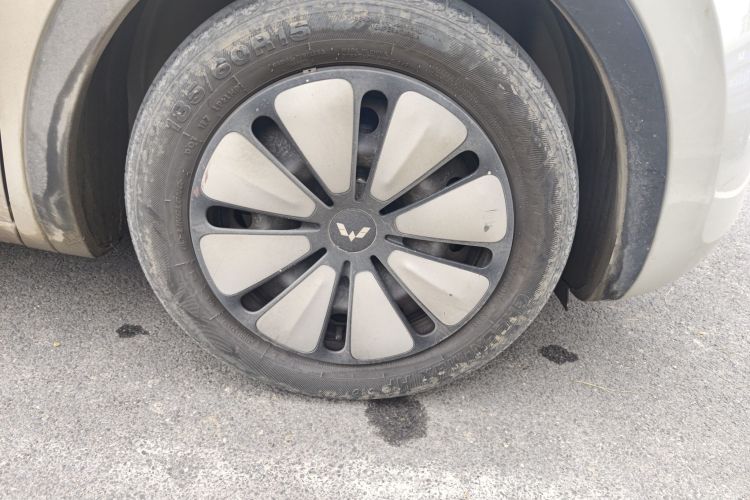 五菱汽车 五菱缤果 2023款 333km 灵犀互联款车身外观6002