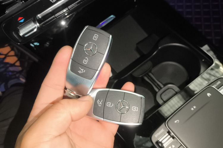 奔驰CLA 2022款 改款 CLA 200中控内饰7001