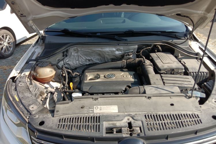 大众 途观 2016款 300TSI 自动两驱豪华版局部细节24