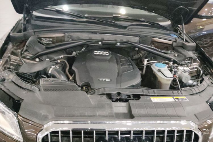 奥迪Q5 2016款 40 TFSI 技术型局部细节24